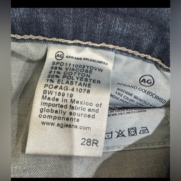 AG the stilt cigarette leg jeans- size 28 - Picture 6 of 6